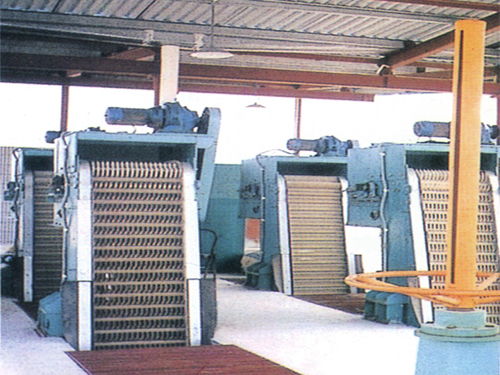 回轉(zhuǎn)式機械格柵除污機